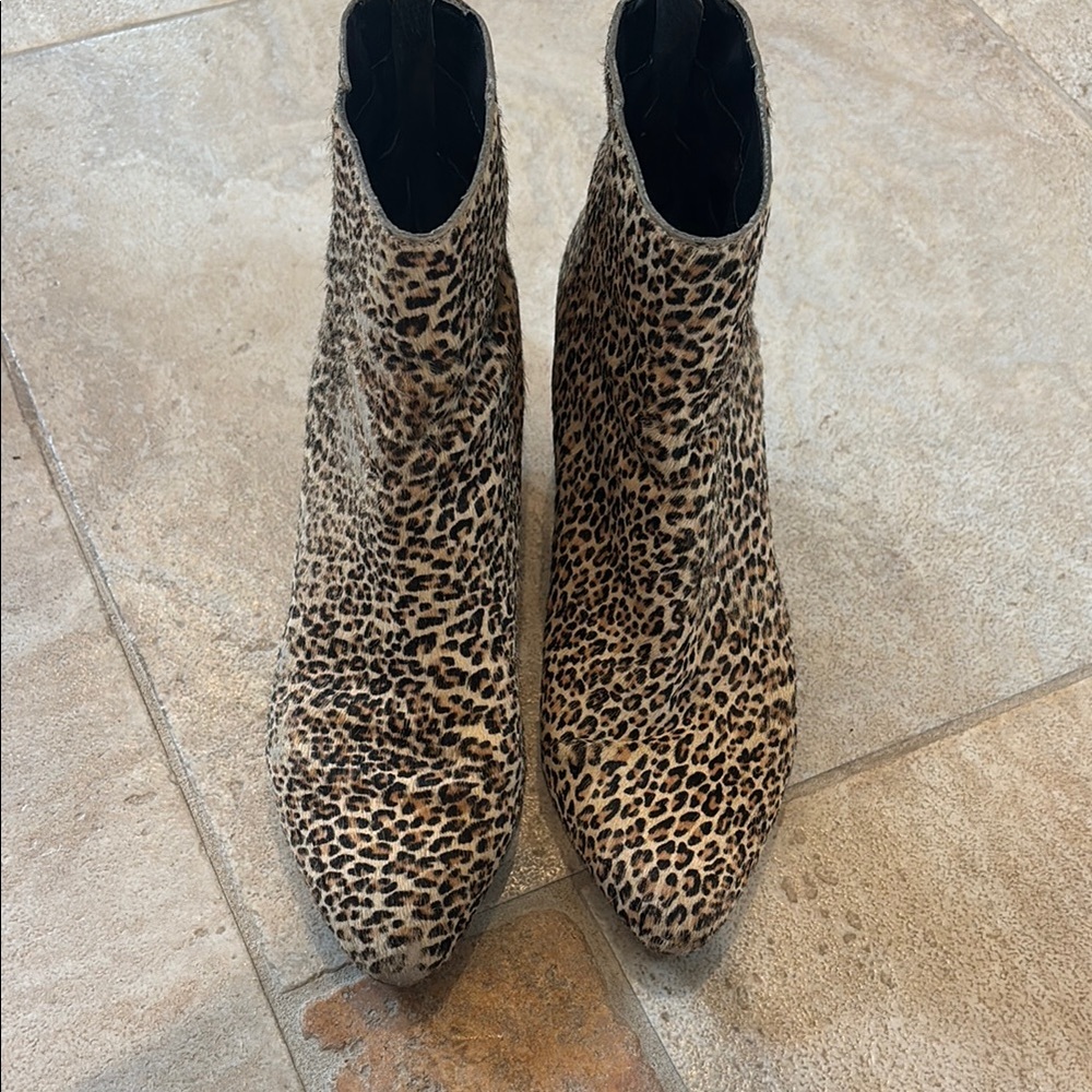 Dolce Vita Brown Coltyn Ankle Booties